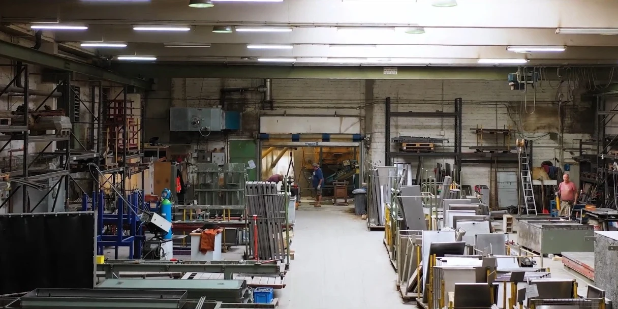 Moderne Produktionshalle